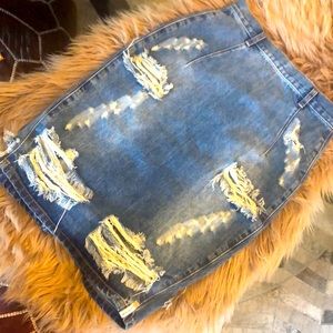 One x one teaspoon destroyed denim skirt